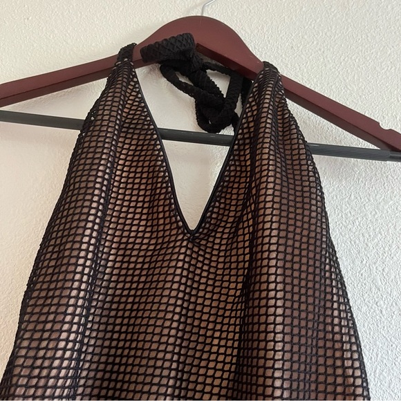 COSMOPOLITAN by Dress the Population Women's Brigette Plunging Halter Bodysuit - Picture 6 of 9